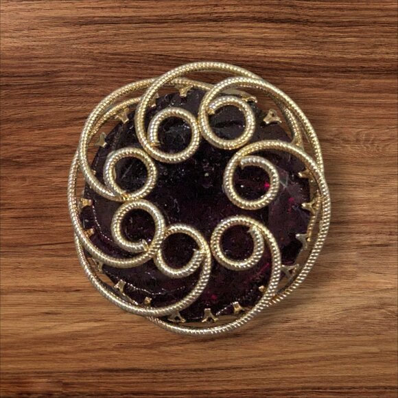 Kramer Gold Tone Swirl Red Stone Brooch & Pendant 2-In-1 Vintage Elegance - Picture 1 of 6